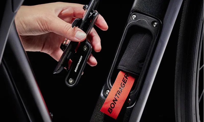 Trek Domane SL 6 Gen 4 Black Road Bike-6